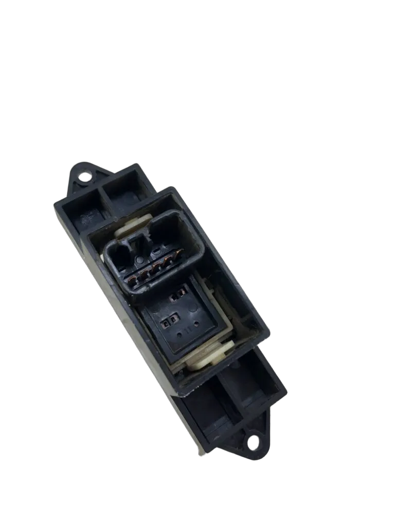 Mitsubishi Pajero [mk4] 3.2 Di-D 4m41 16v 2007- Window Switch Rear Left/Passenger
