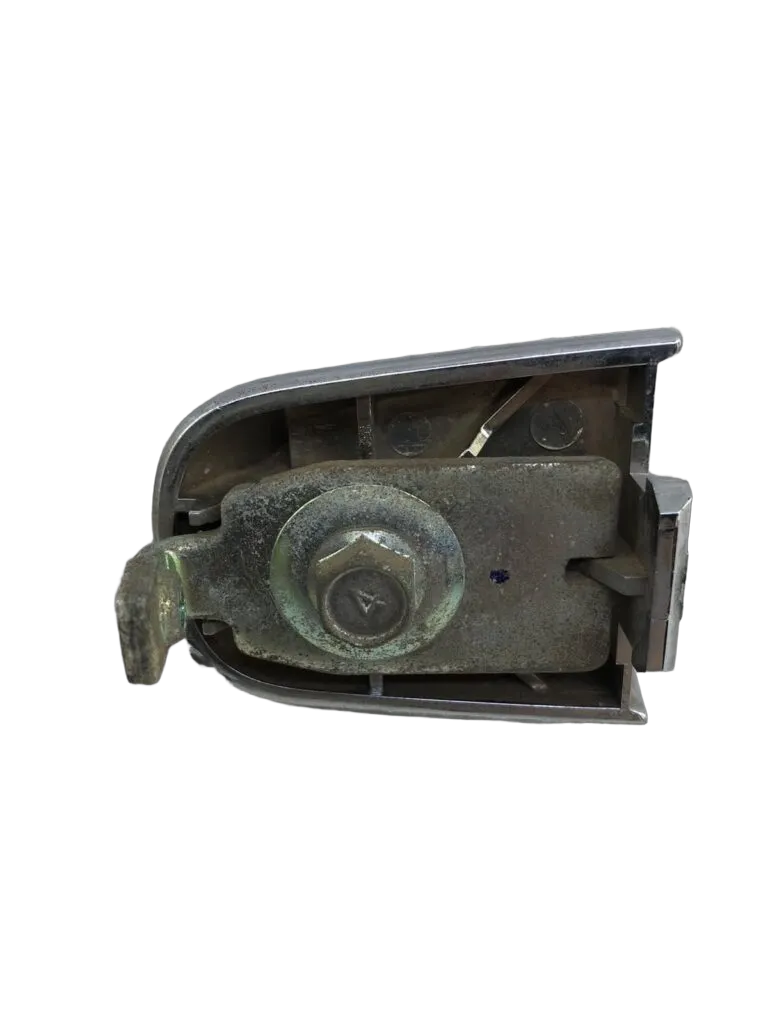Mitsubishi Pajero [mk4] 3.2 Di-D 4m41 16v 2007- Outer Door Handle End Cap Front Left/Passenger