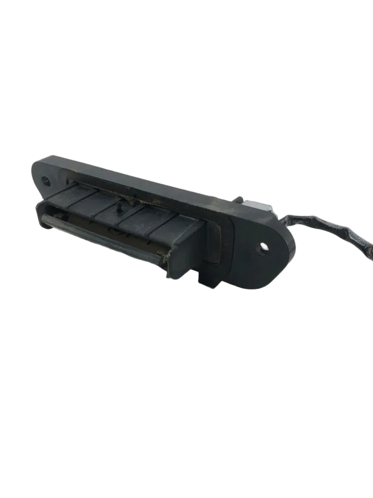 Mitsubishi Pajero [mk4] 3.2 Di-D 4m41 16v 2007- Tailgate Switch Button