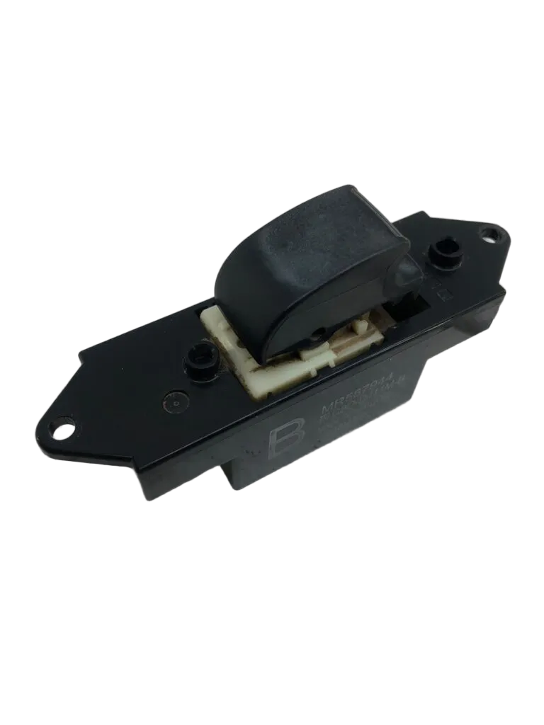 Mitsubishi Pajero [mk4] 3.2 Di-D 4m41 16v 2007- Window Switch Front Left/Passenger