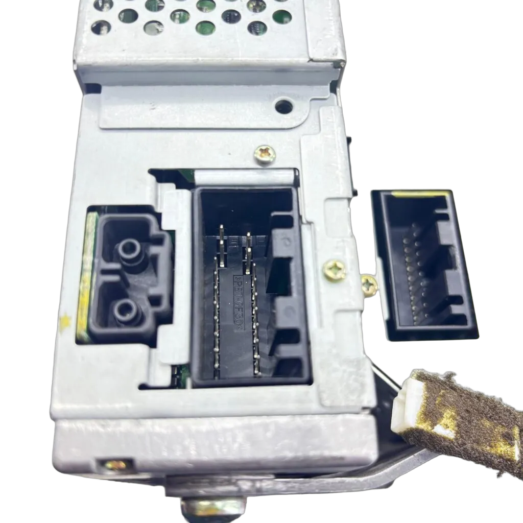 Jaguar X Type 3.0 Aj30 24v 2002- Radio