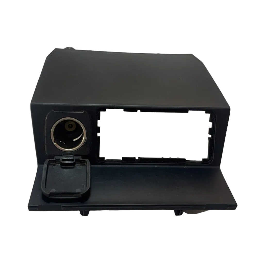 Mazda 3 2.0i Skyactive A/T (facelift) 2017-2019 12v Socket