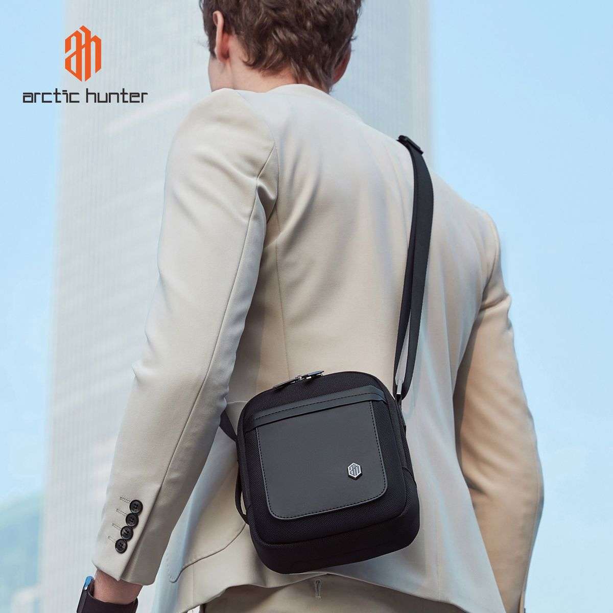 Arctic Hunter Eclipse Crossbody Bag - Black