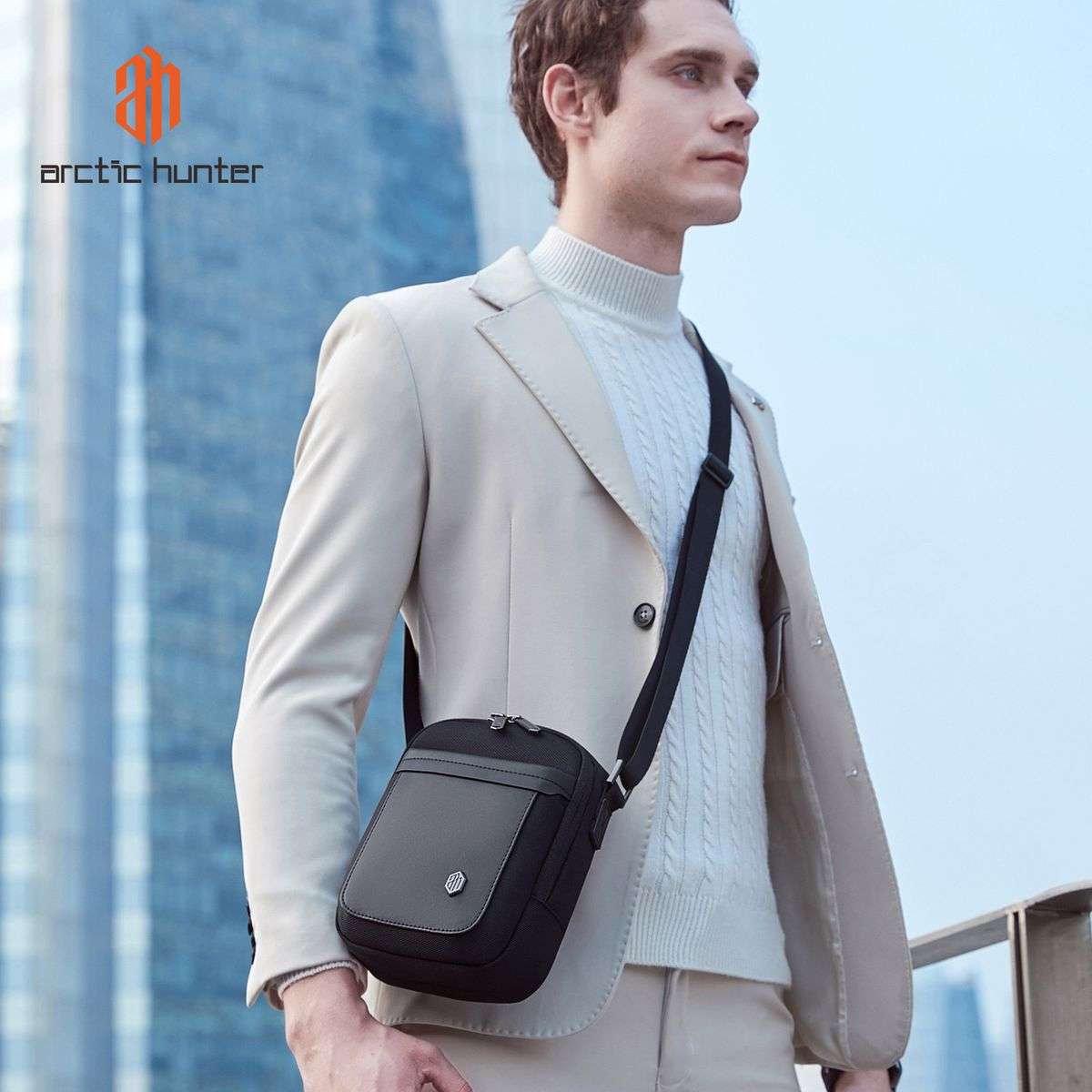 Arctic Hunter Eclipse Crossbody Bag - Black