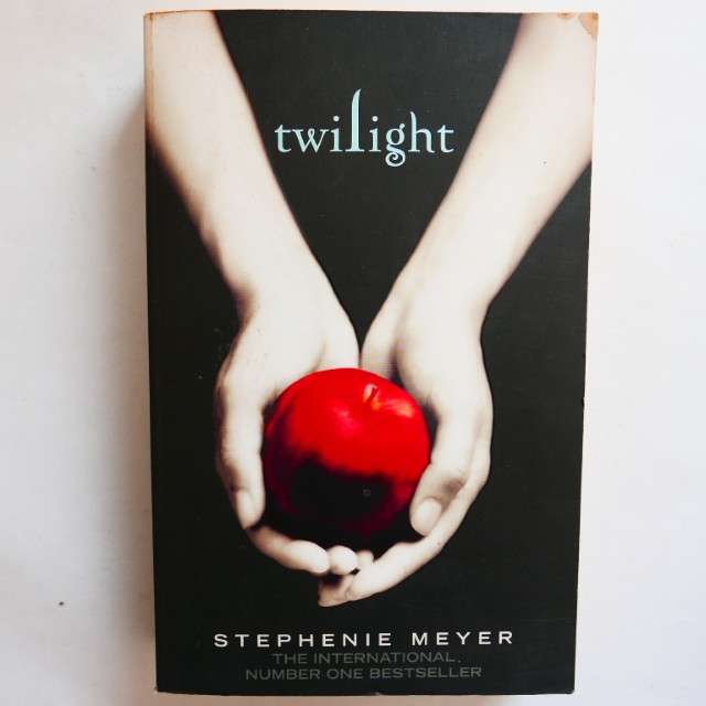Twilight by Stephenie Meyer