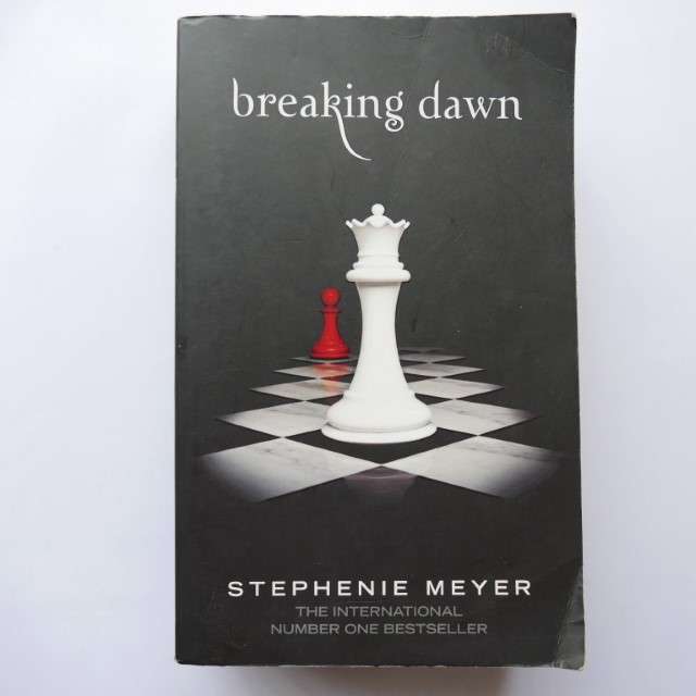 Breaking Dawn by Stephenie Meyer