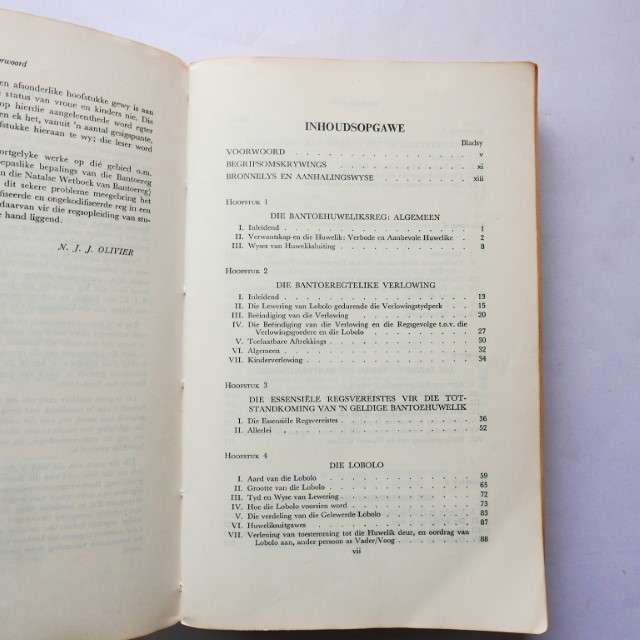 Die Privaatreg van die Suid-Afrikaanse Bantoe deur N. J. J. Olivier
