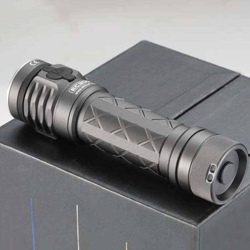 Neutral White - SKILHUNT EC300 SST20 2600 Lumens 21700 Rechargeable LED Flashlight With Multi-color