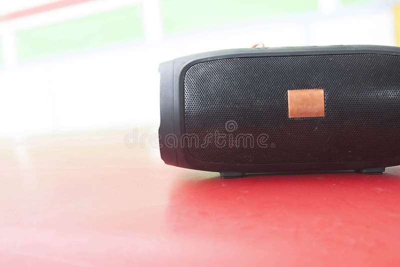 Stock from 6//BLUETOOTH BLUETOOTH SPEAKER CHARGE MINI G11