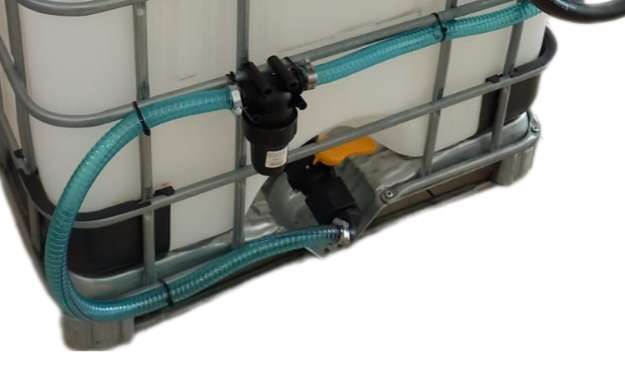 1000 liter flowbins / Bowser also include a fire extinguisher