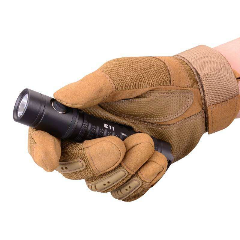 Powertac E11 1250 Lumen 216m EDC Flashlight