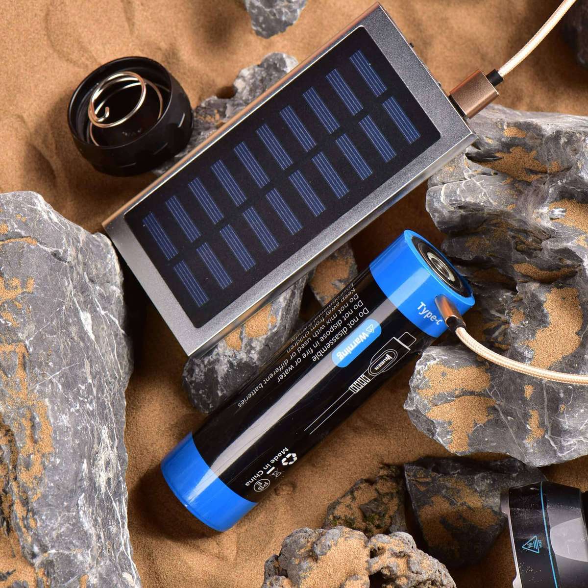 WUBEN A9 12000lm, 420m Rechargeable