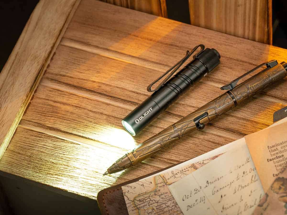 Olight I3T 2 EOS LED Flashlight 200 Lumen 62m Throw Slim EDC