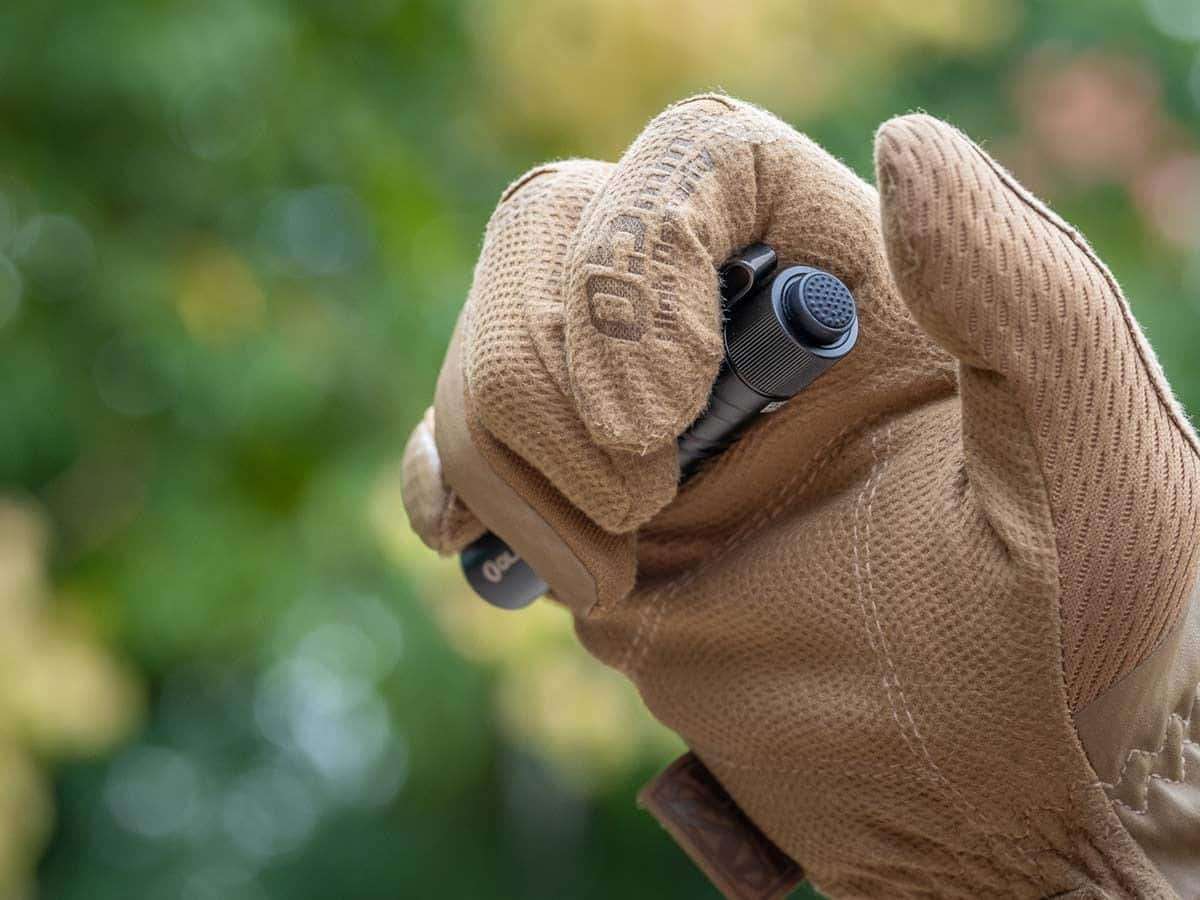 Olight I3T 2 EOS LED Flashlight 200 Lumen 62m Throw Slim EDC