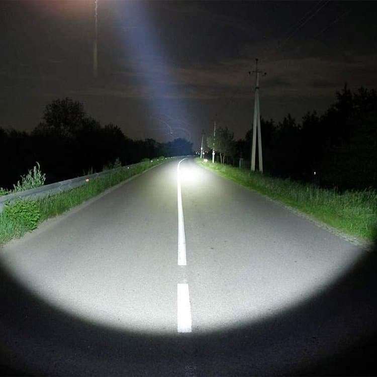Sofirn C8G 2000 Lumen 565m Throw Rechargeable Flashlight with 21700 Battery