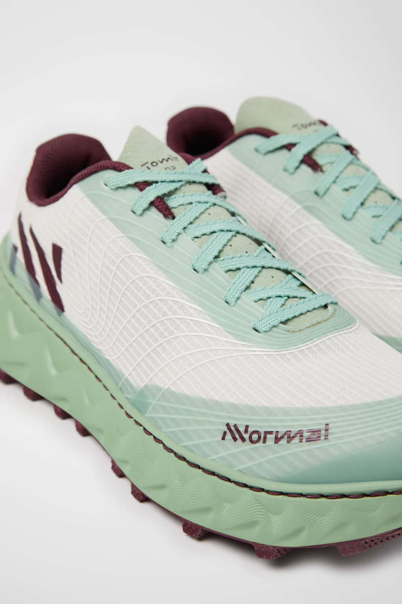 NNormal Tomir 02 (Green/White)