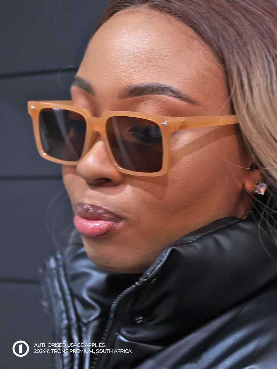 Clag frame Sunglass