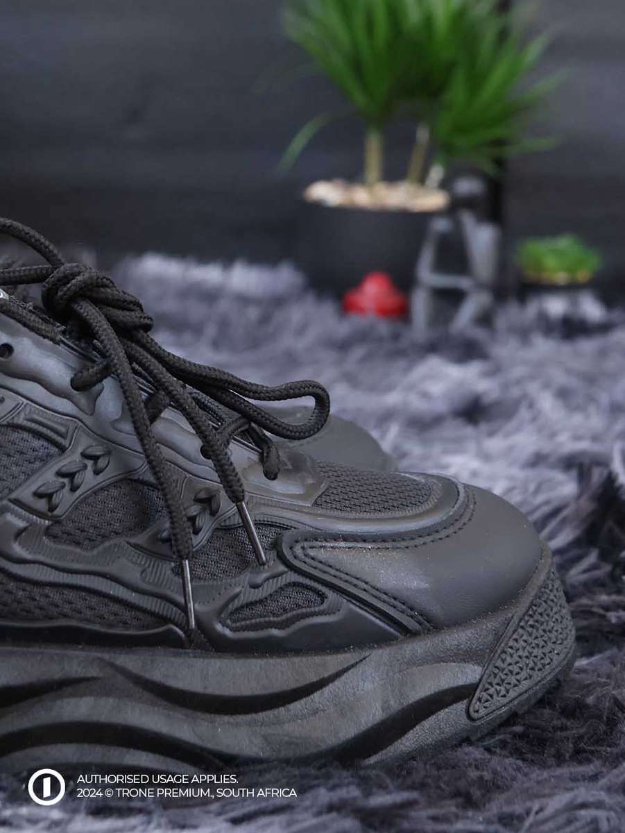 Paddington Mate Sneakers - Black