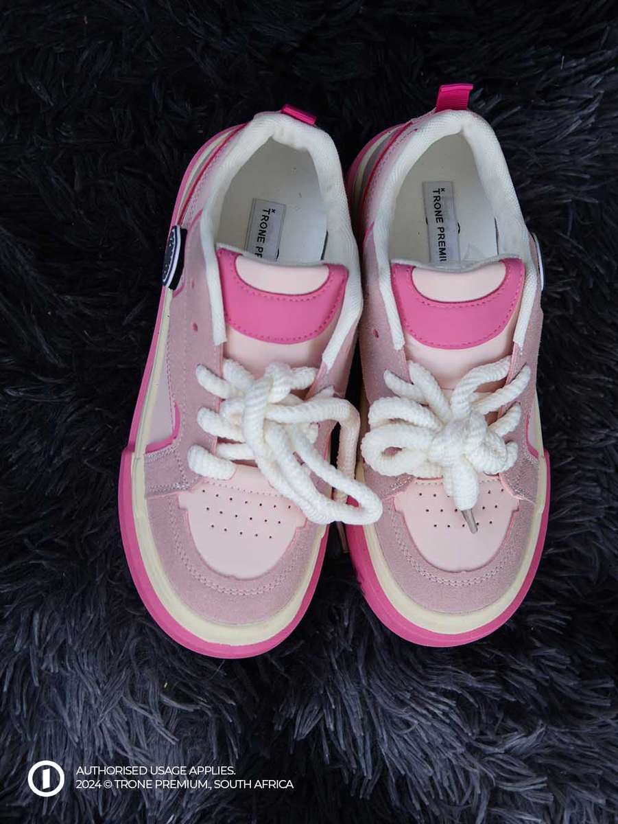 Trone Pink Princess Pumps