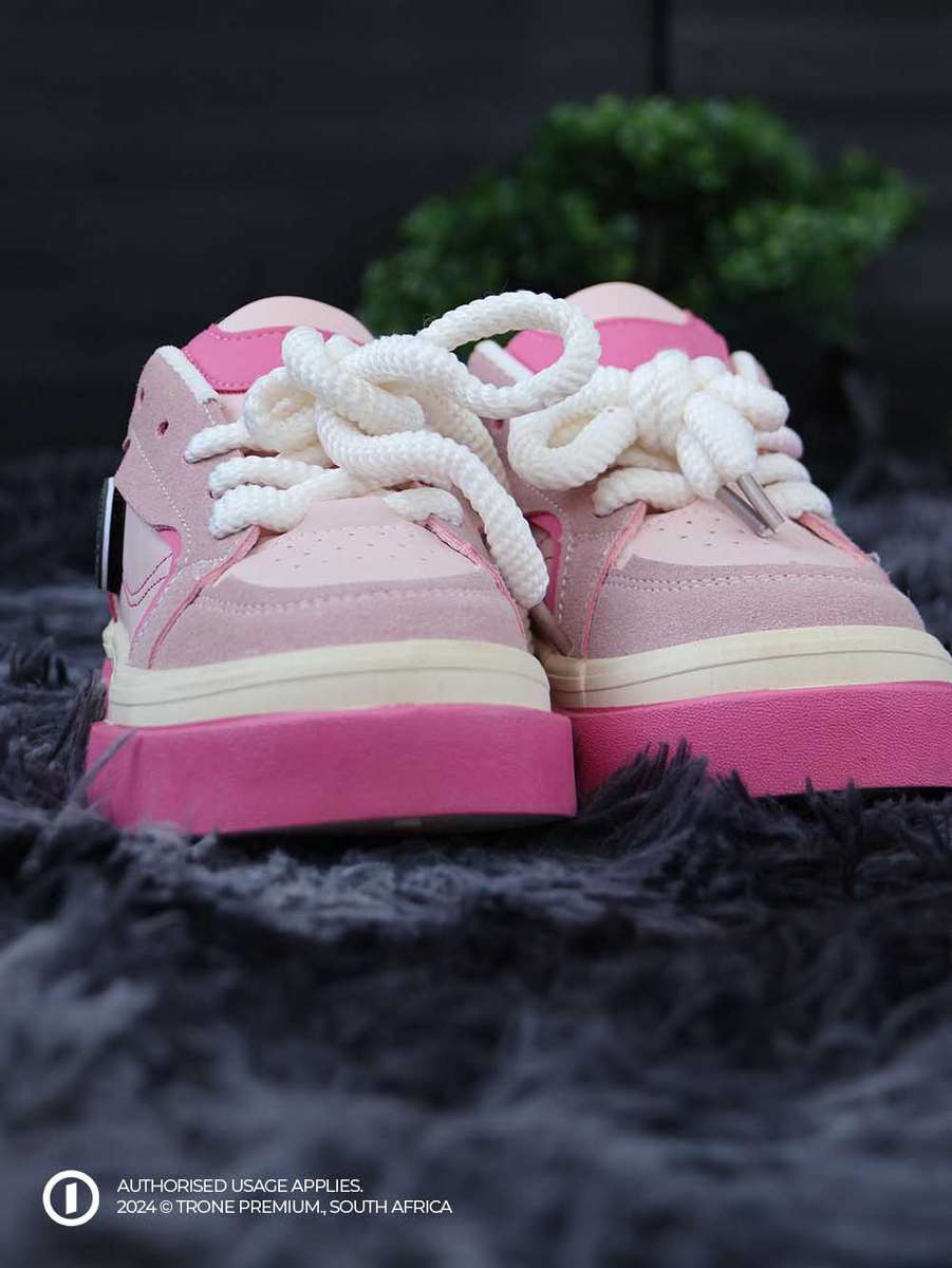 Trone Pink Princess Pumps