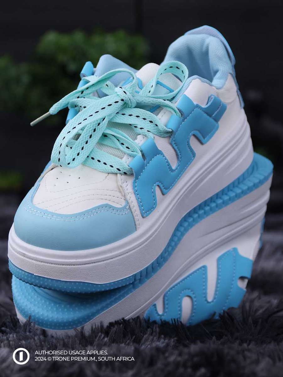 Trone x DMQ Sneakers - Baby Blue