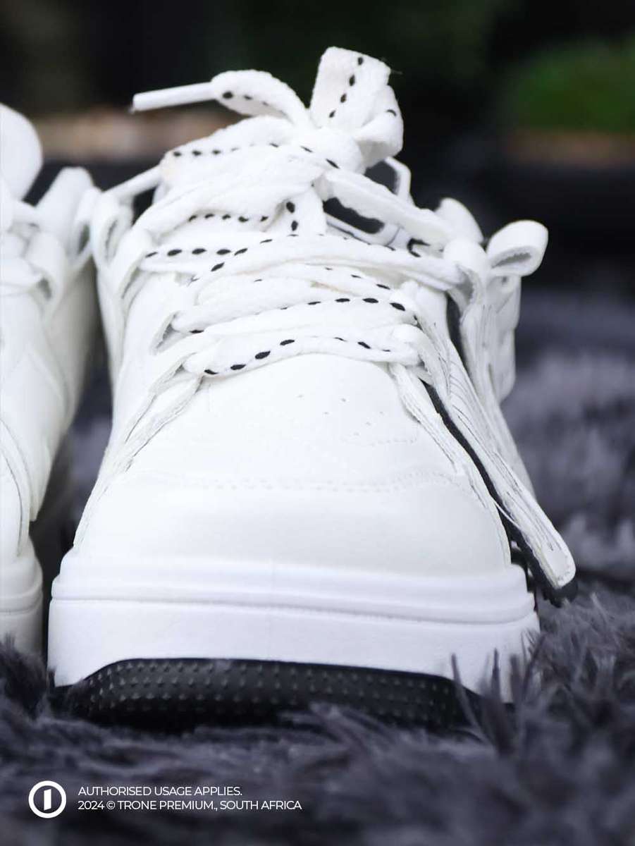 Trone x DMQ Sneakers - White