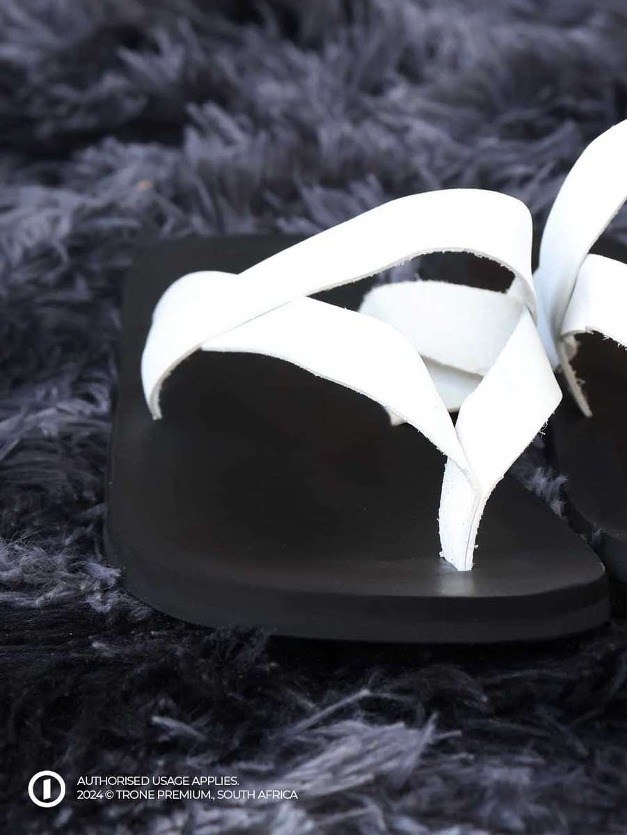 Freehanger Sandals - White