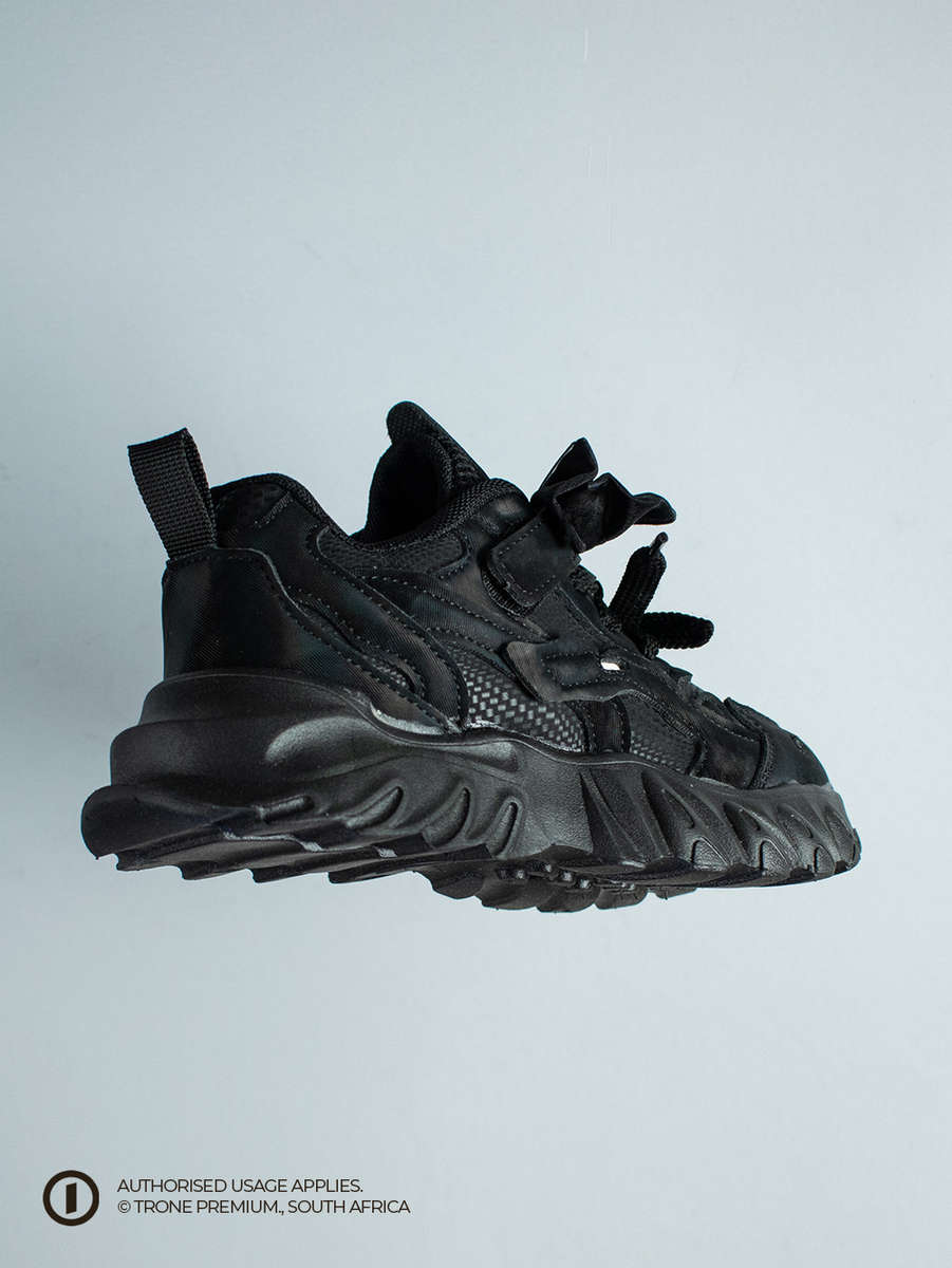 Dash Sneakers - Black