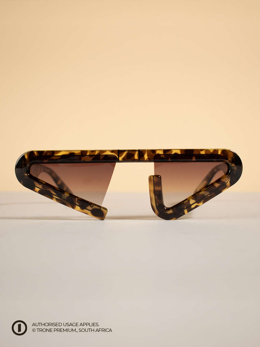 Trone Eluvie Shades