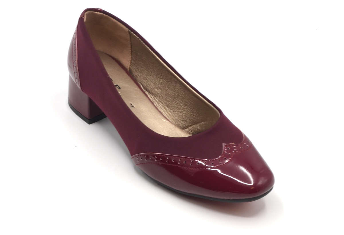 TTP Ladies Glossy Brogue Court Heel