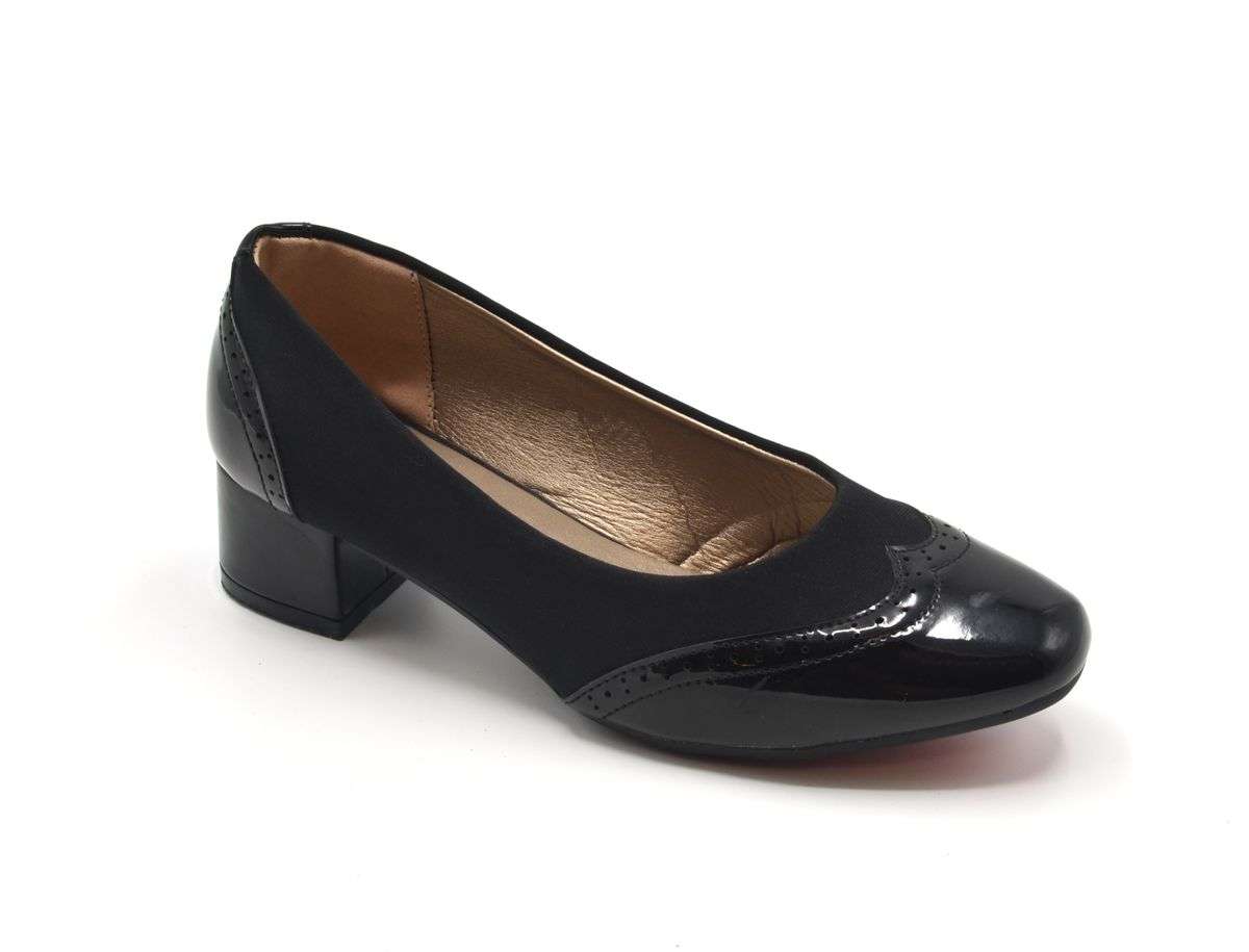TTP Ladies Glossy Brogue Court Heel