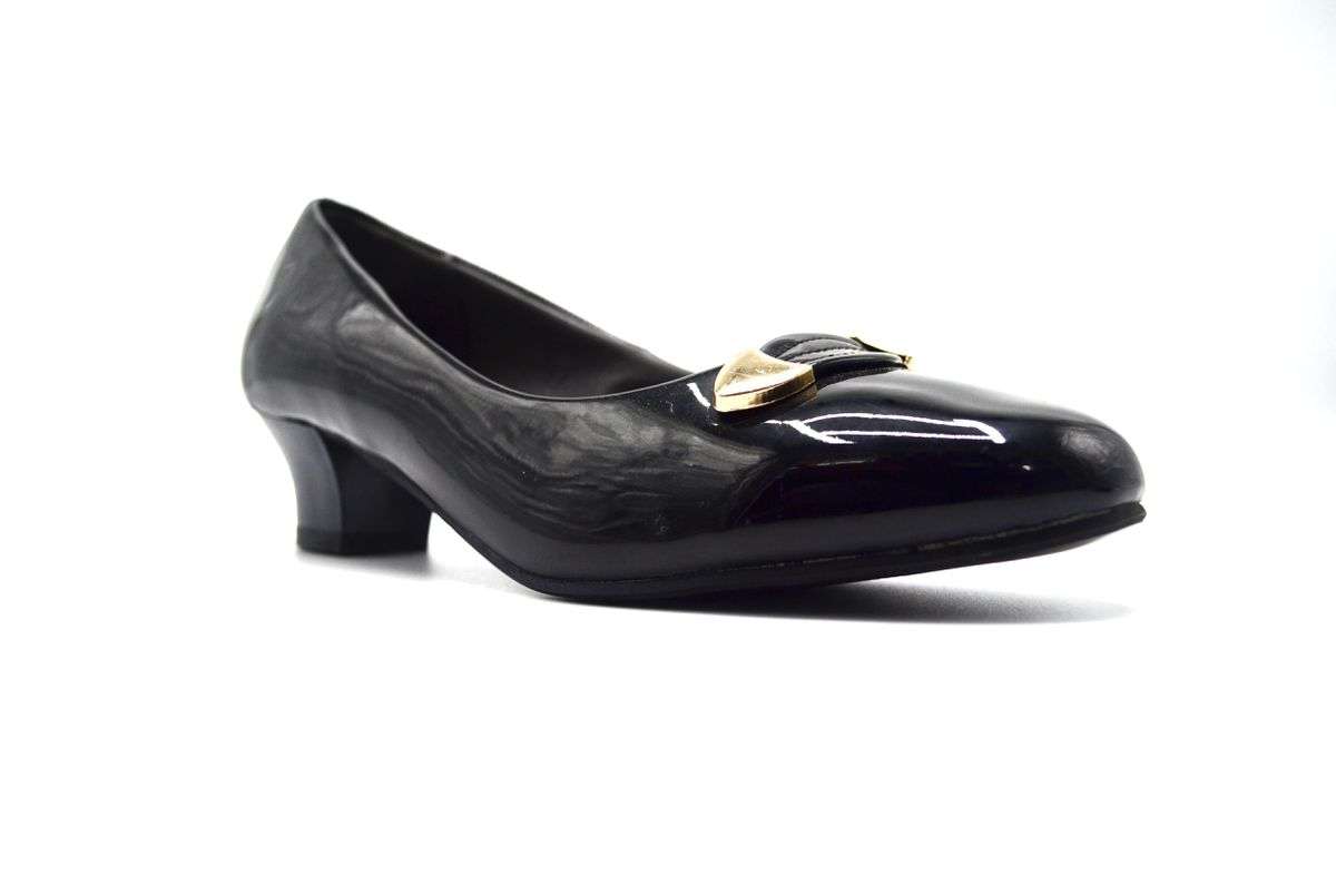 TTP Ladies High Gloss Slip on Low Heel Courts