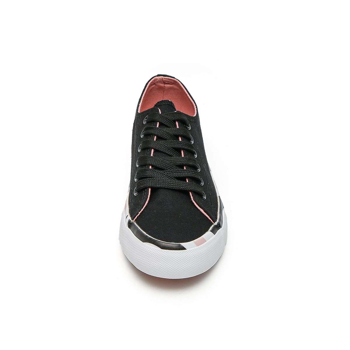 Fashion Low Top Canvas Sneaker XB3815