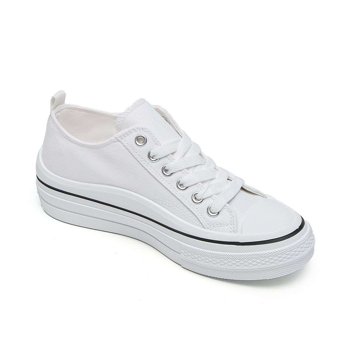 Classic Low Top Canvas Sneaker XB3816