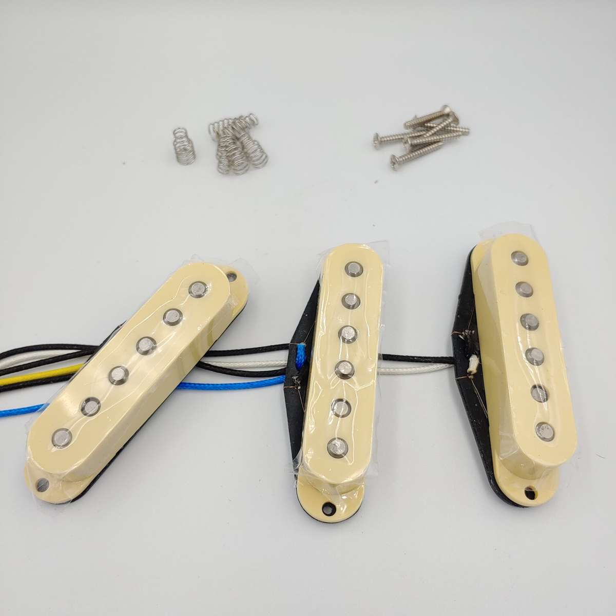 Karman Vintage Pro AlNiCo Strat Guitar Pickup (Set)