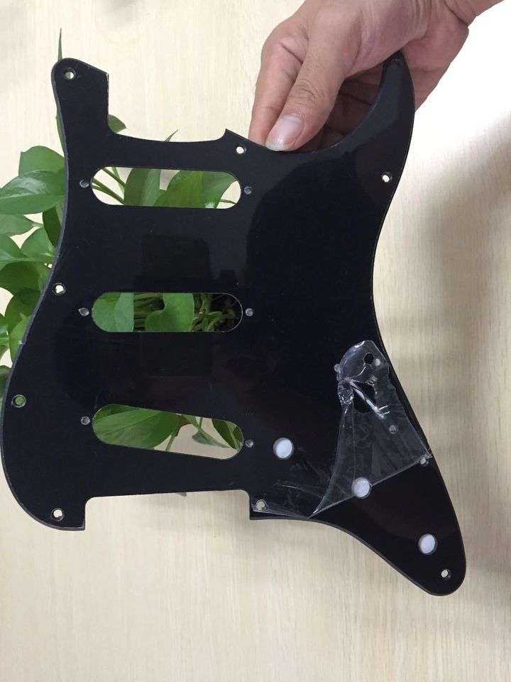 S/S/S Satin/Matt Black 3ply Strat Style Pickguard