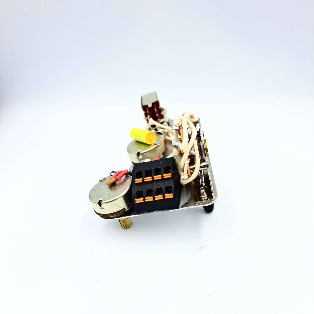 SSS / HSS Prewired Electronic Assembly with "Gilmour" Push Pull Mod for Stratocaster type Guitars...