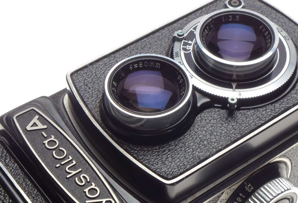 Yashica A med. Format TLR camera YASHIMAR 3.5/50mm case cap kit mint - Yashica