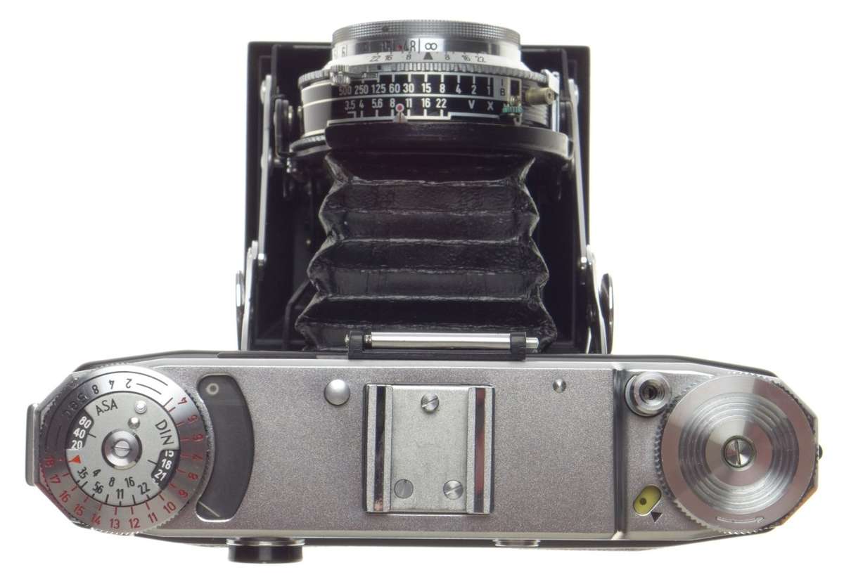 ZEISS Super Ikonta MINT medium format 120 film camera Tessar 3.5/75mm lens box case - Zeiss