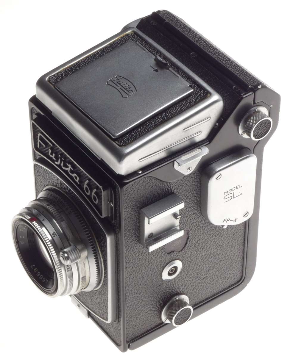 FUJITA 66 Model SL 120 Film SLR camera 3.5 f=80mm WLF MINT