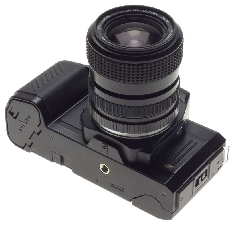 Chinon CP-7M SLR film camera Auto Zoom 35-70mm DX Multi Program - Other Cameras