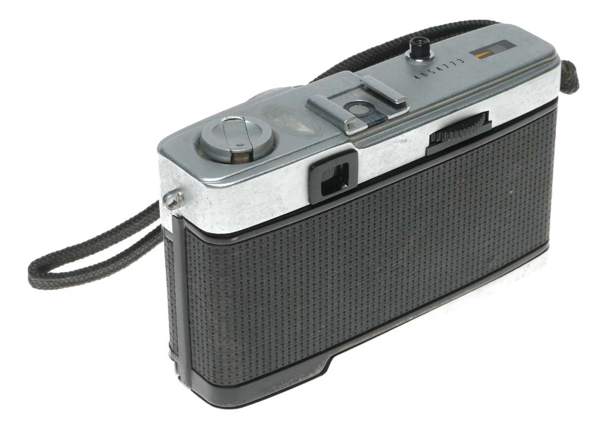 Olympus Trip 35 Compact Film Camera D.Zuiko 1:2.8 f=40mm