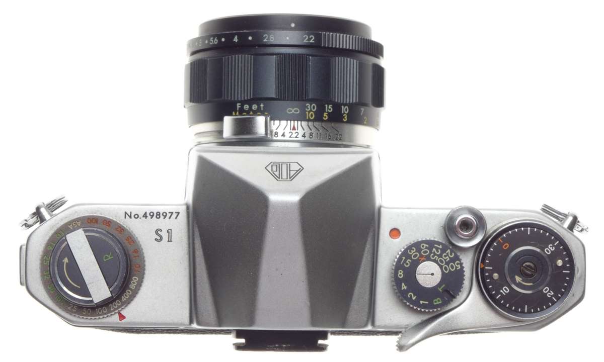 ASAHI PENTAX S1 SLR vintage 35mm chrome film camera Auto-Takumar 1:2.2/55mm lens f=55mm - Pentax
