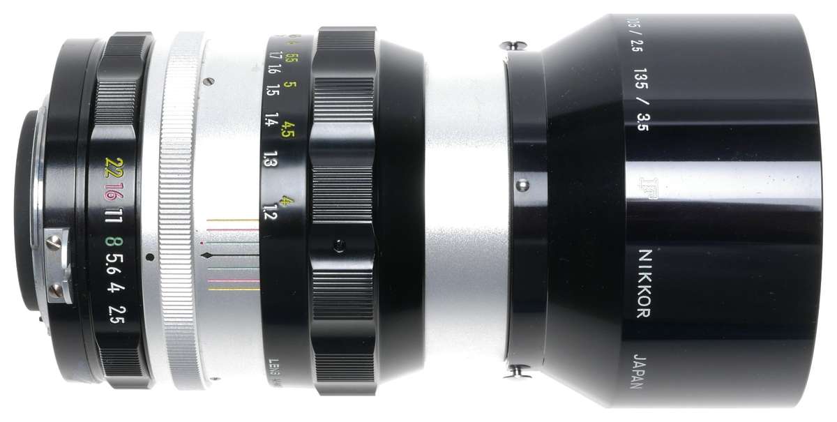 Nikkor-P 1:2.5 f=105mm SLR Nikon vintage lens MINT - Nikon