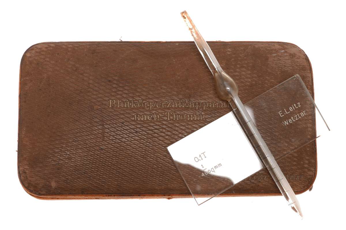 E. Leitz Wetzlar Vintage Blood Count Device Blutkoerperzaehlappart nach Thoma