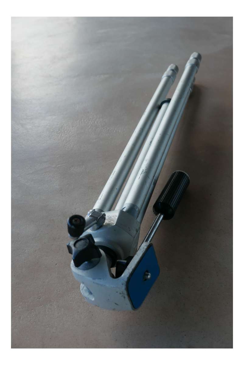 Vivitar Compact vintage portable film camera tripod pan handle tilt head