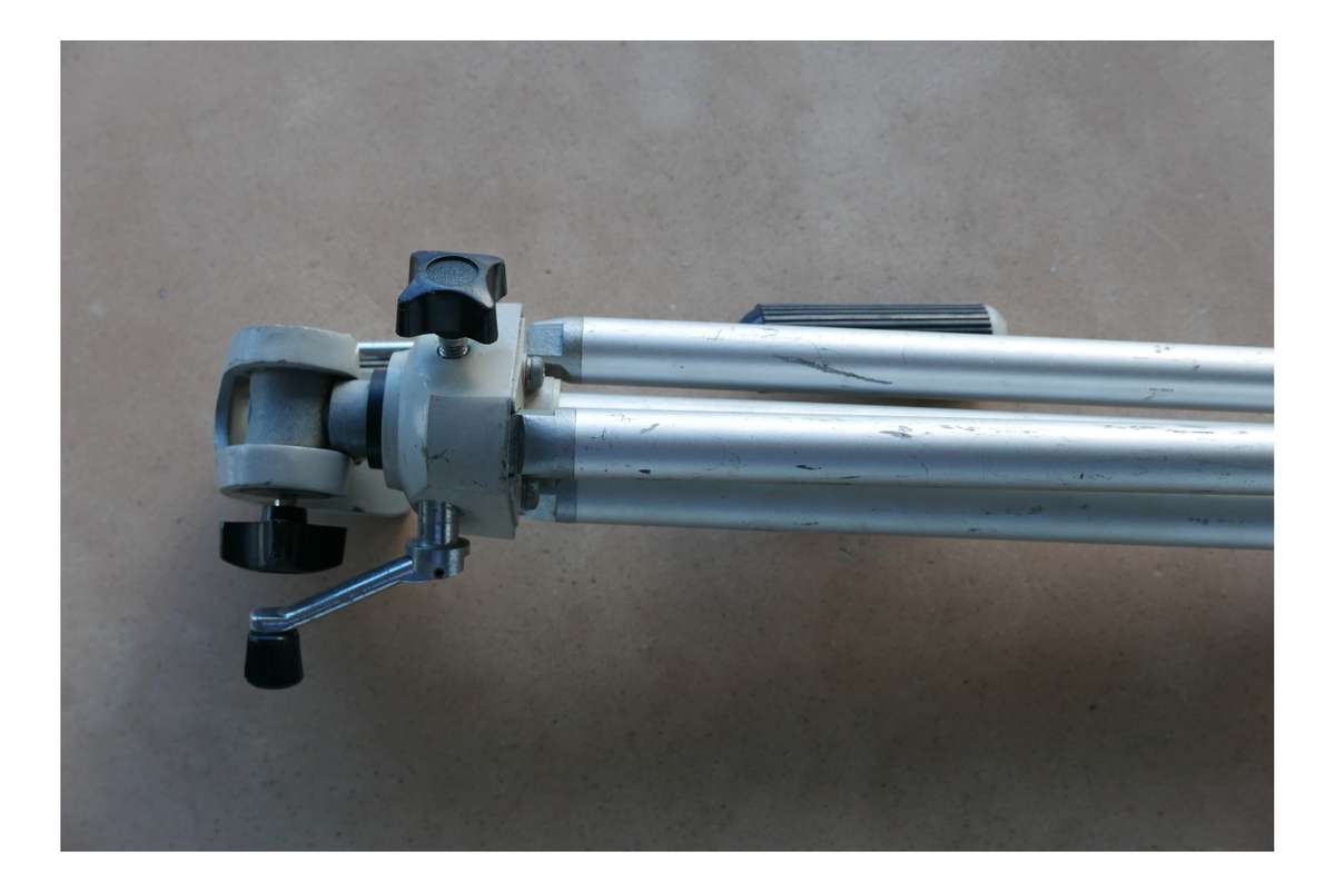 Vivitar Compact vintage portable film camera tripod pan handle tilt head