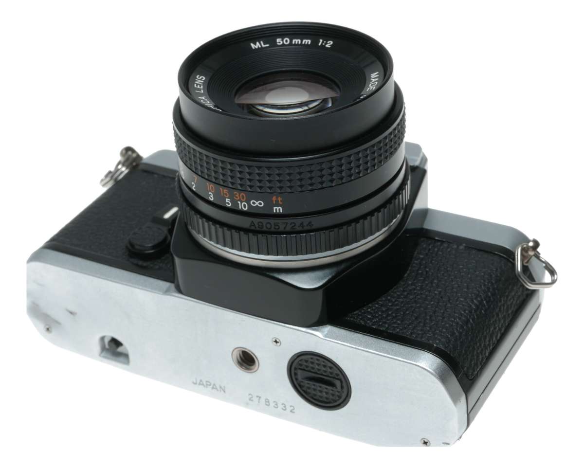Yashica FX-7 35mm film SLR camera ML 1:2 50mm lens