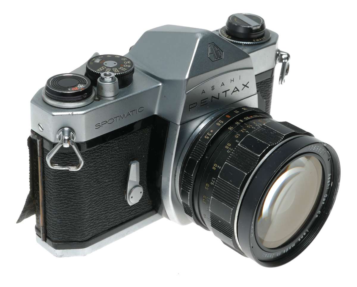 Pentax SP Spotmatic 35mm film SLR camera Super-Takumar 1:3.5/28