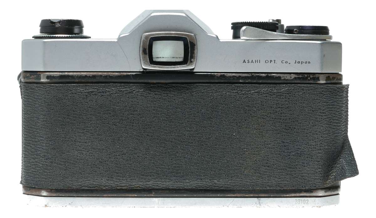 Pentax SP Spotmatic 35mm film SLR camera Super-Takumar 1:3.5/28